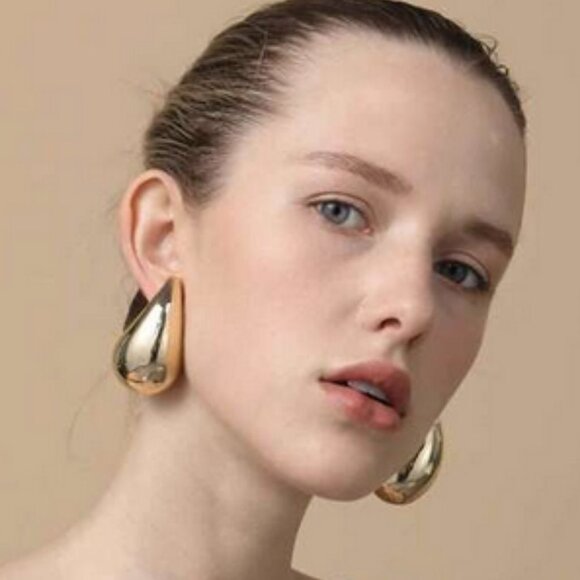 . Jewelry - Large 2" Water-drop Stud Earrings  gold toned